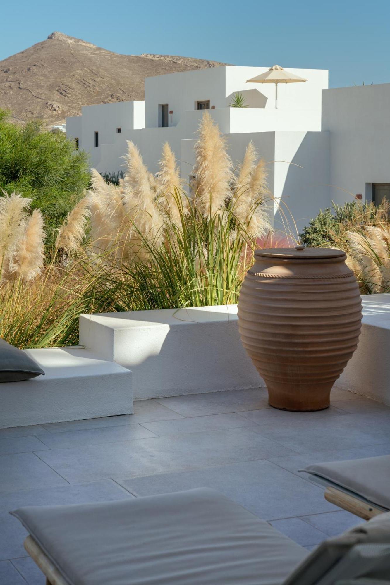 Parilio, A Member Of Design Hotels 나오우사 외부 사진